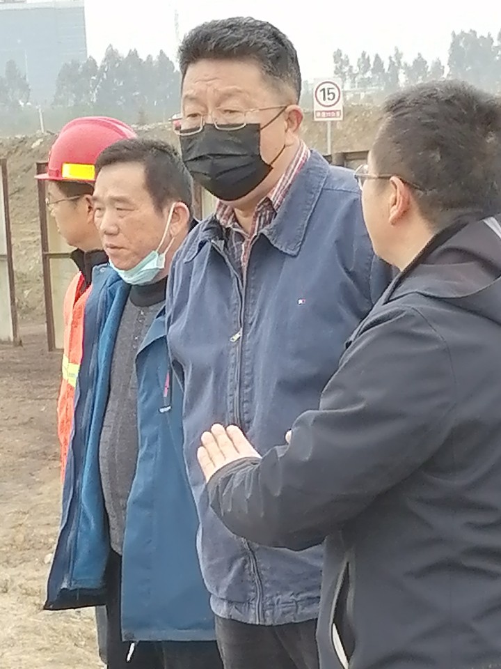 外部董事调研照片.jpg